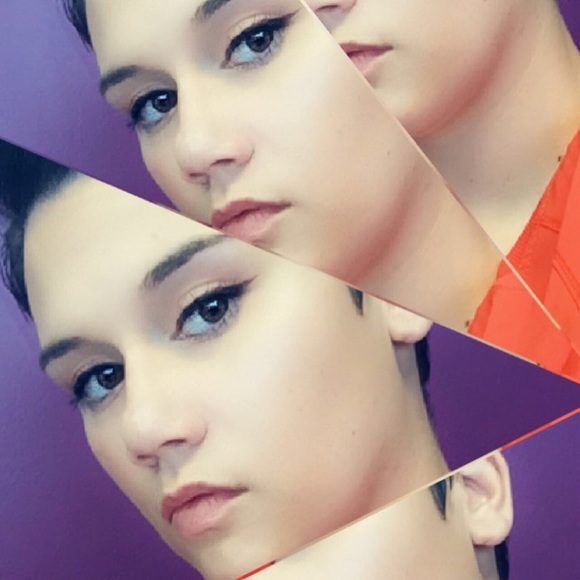 Meet your Posher, Brittany - Picture 2 of 3